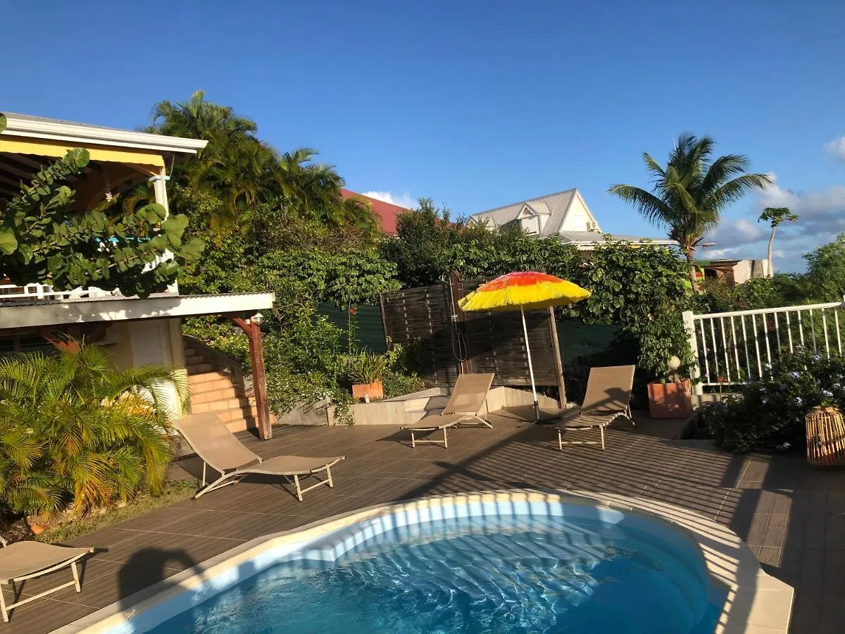 Hébergement de vacances Villa Mango Sea avec piscine&vue sur les îles Saint-Francois