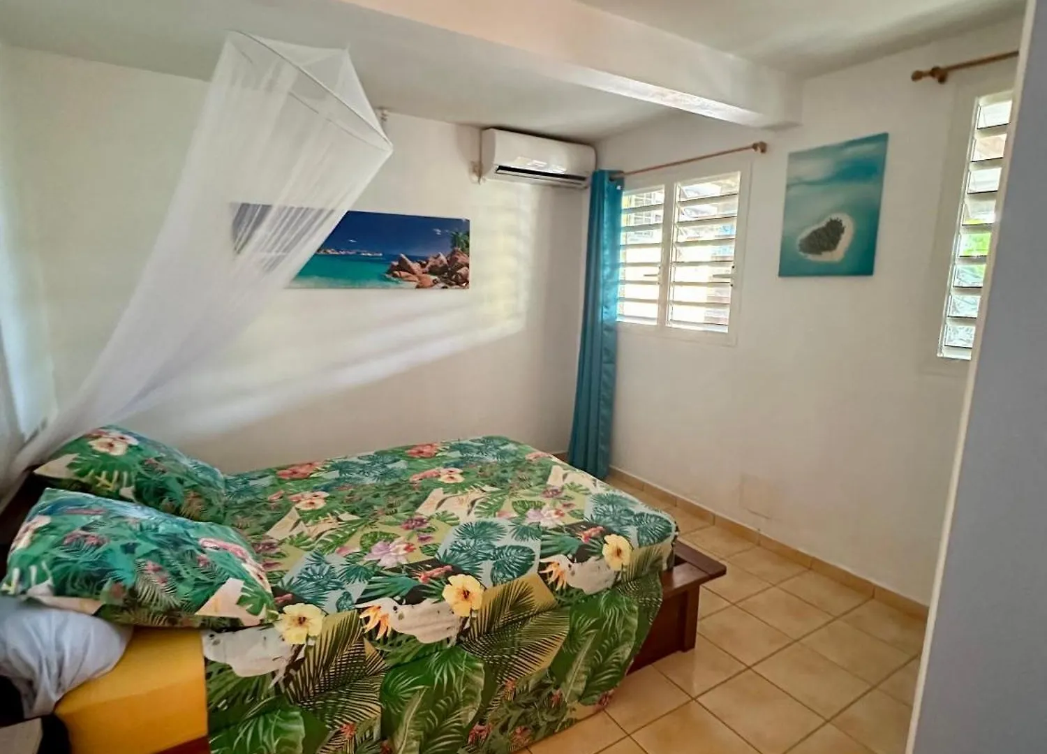 Hébergement de vacances Villa Mango Sea avec piscine&vue sur les îles Saint-Francois